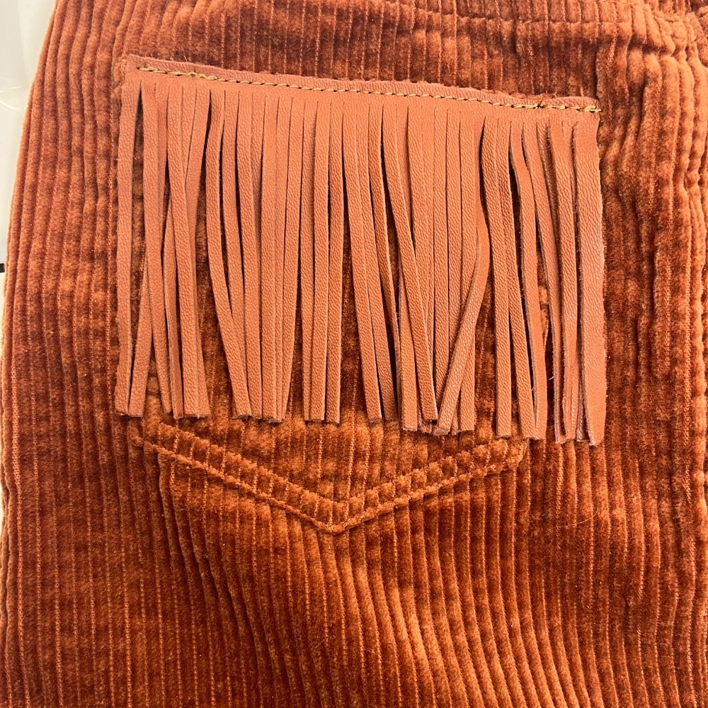 Sanctuary denim burnt orange corduroy skirt w/ added  leather fringe - size 6 - Picture 3 of 11